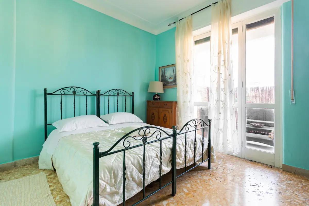 Top Floor Apartment Near Historic Fortino Catania Eksteriør billede